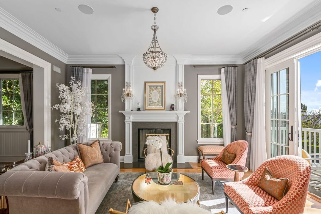 Chateau Crescent