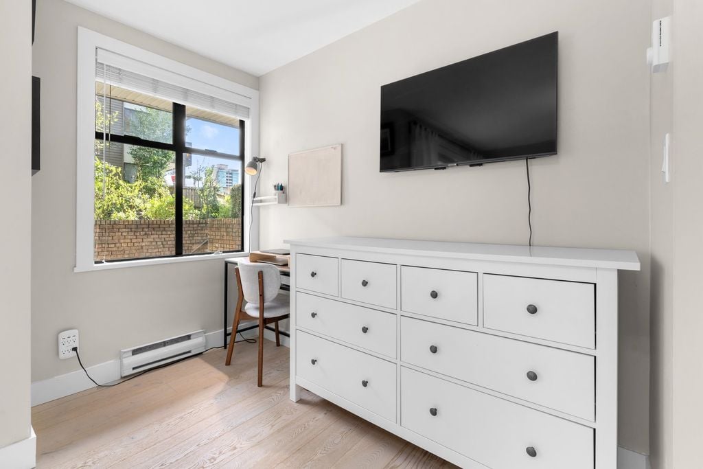 1702 Chesterfield Ave, #104