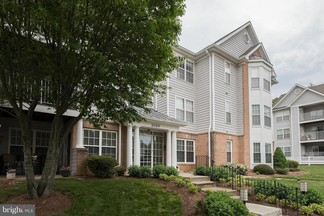 2020 Gov Thomas Bladen Way #202