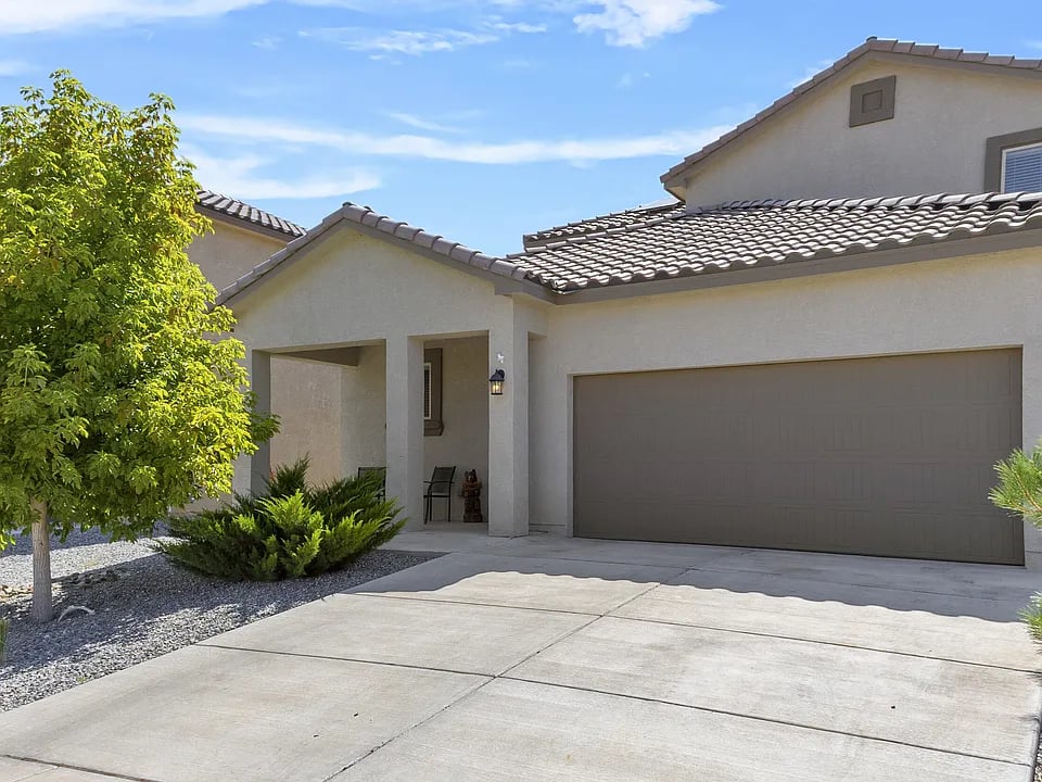 1729 Valle Vista Rd NW