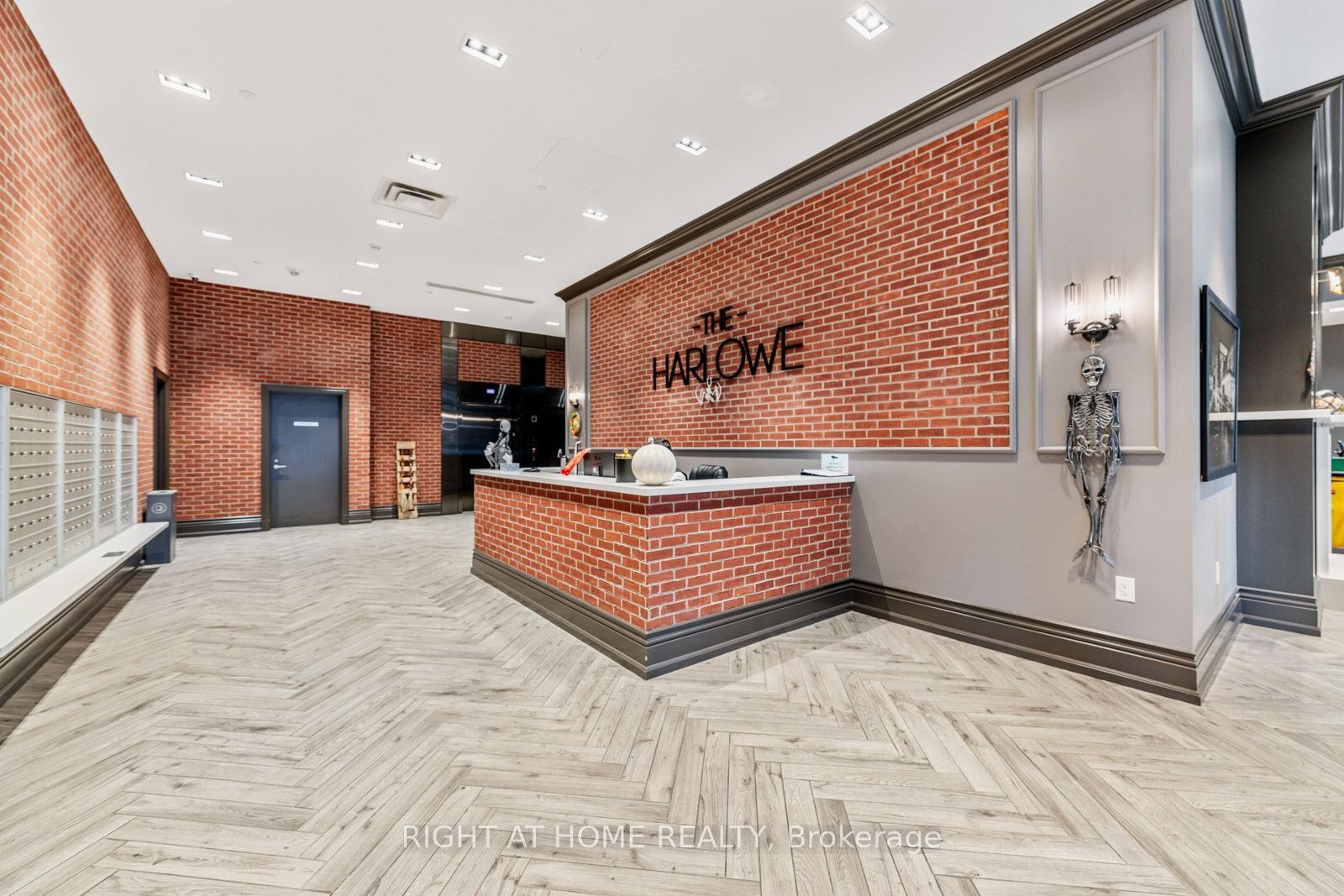 PENTHOUSE AT THE HARLOWE