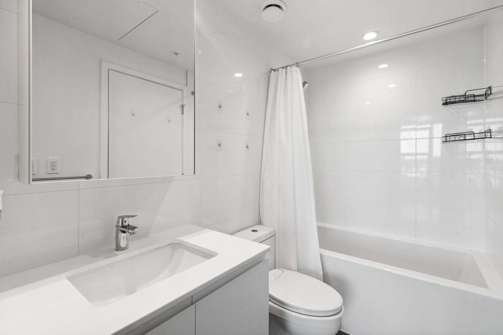 3809 Evergreen Pl, #2702
