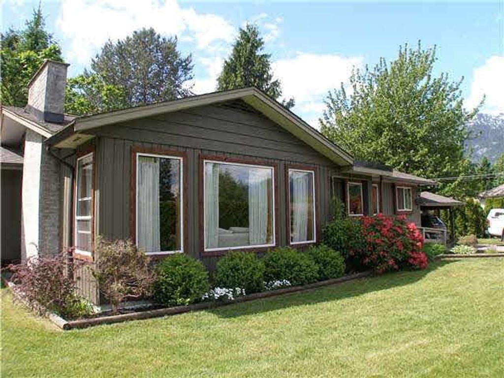 2044 Cheakamus Wy