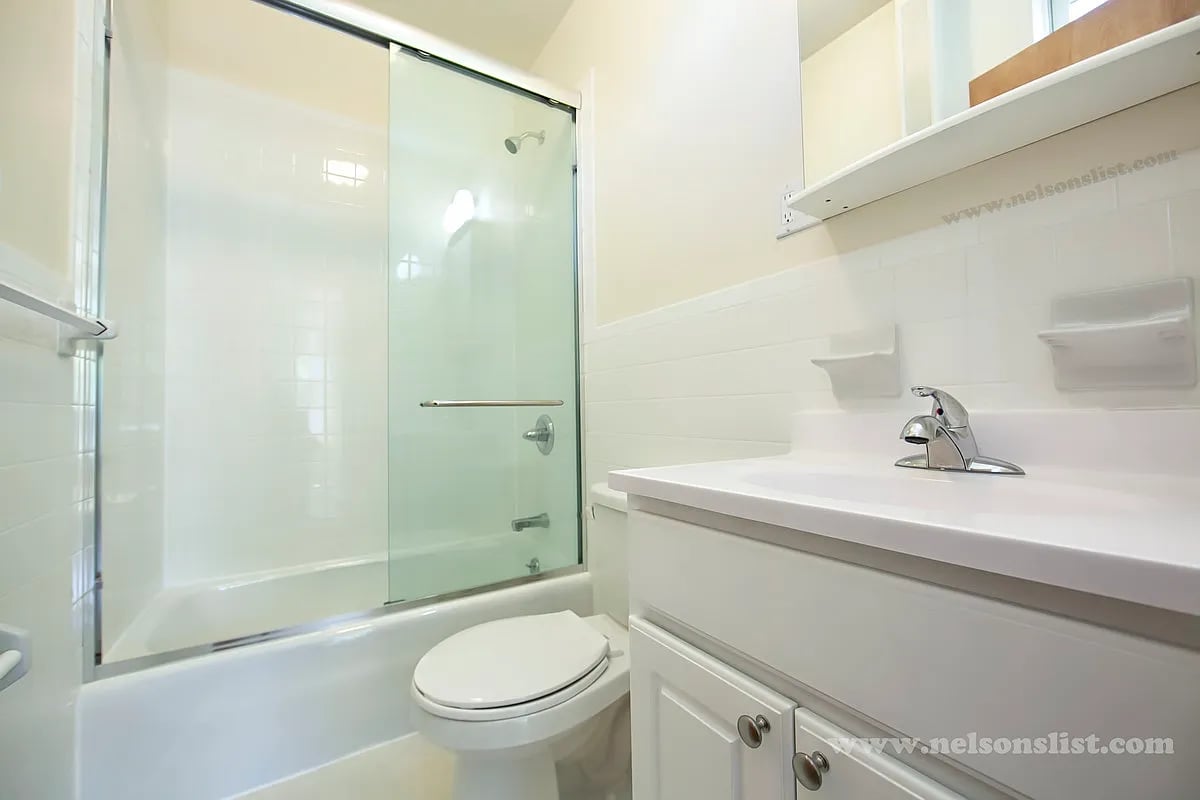 10th Street and 8th Avenue