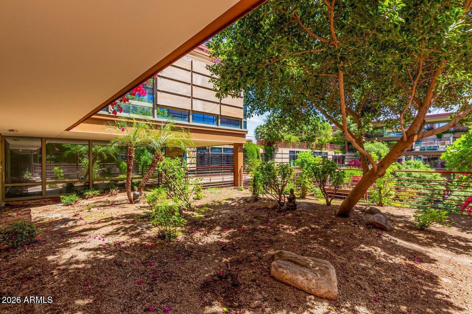 7151 E Rancho Vista Dr, #4001