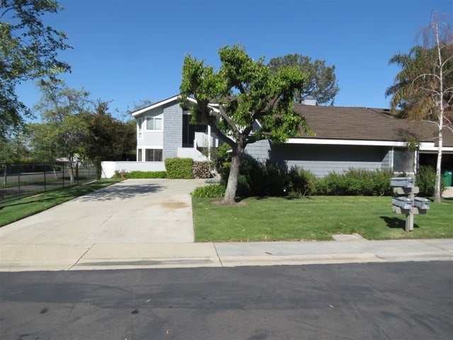 76 Lakeview
