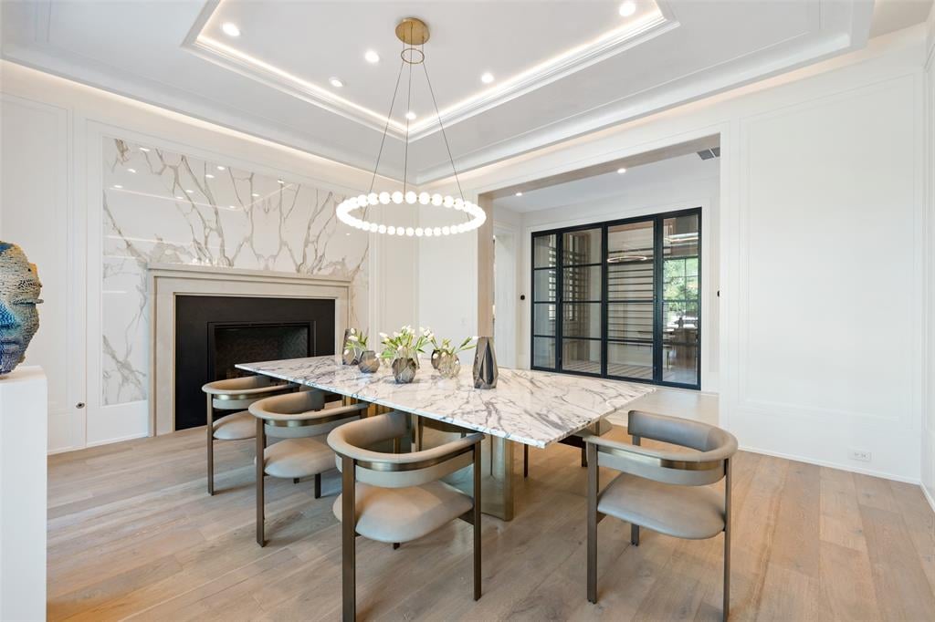 3315 Del Monte Dr