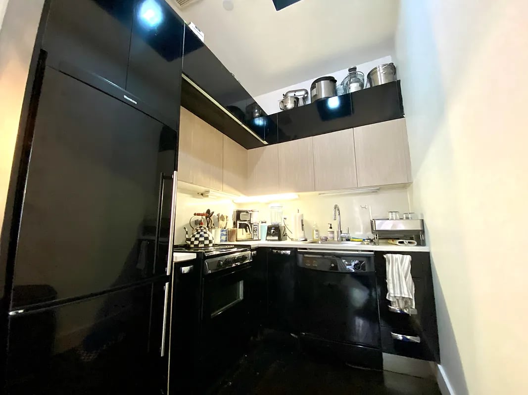 72 Maujer Street #3A