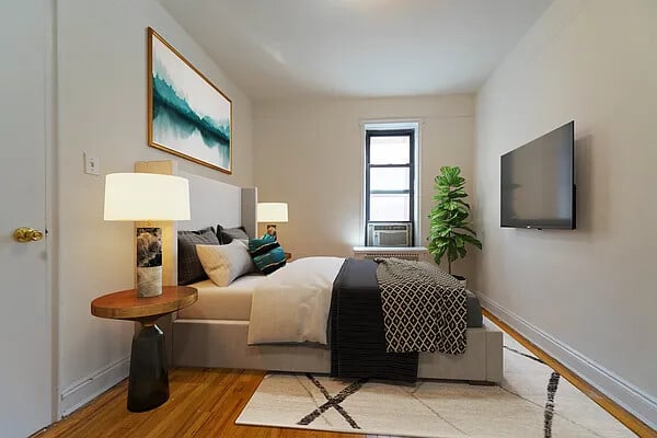 210 East 38th Street, Apt 5H