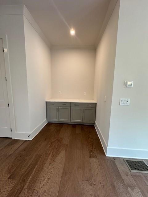 435 Chiswick Cir, #21