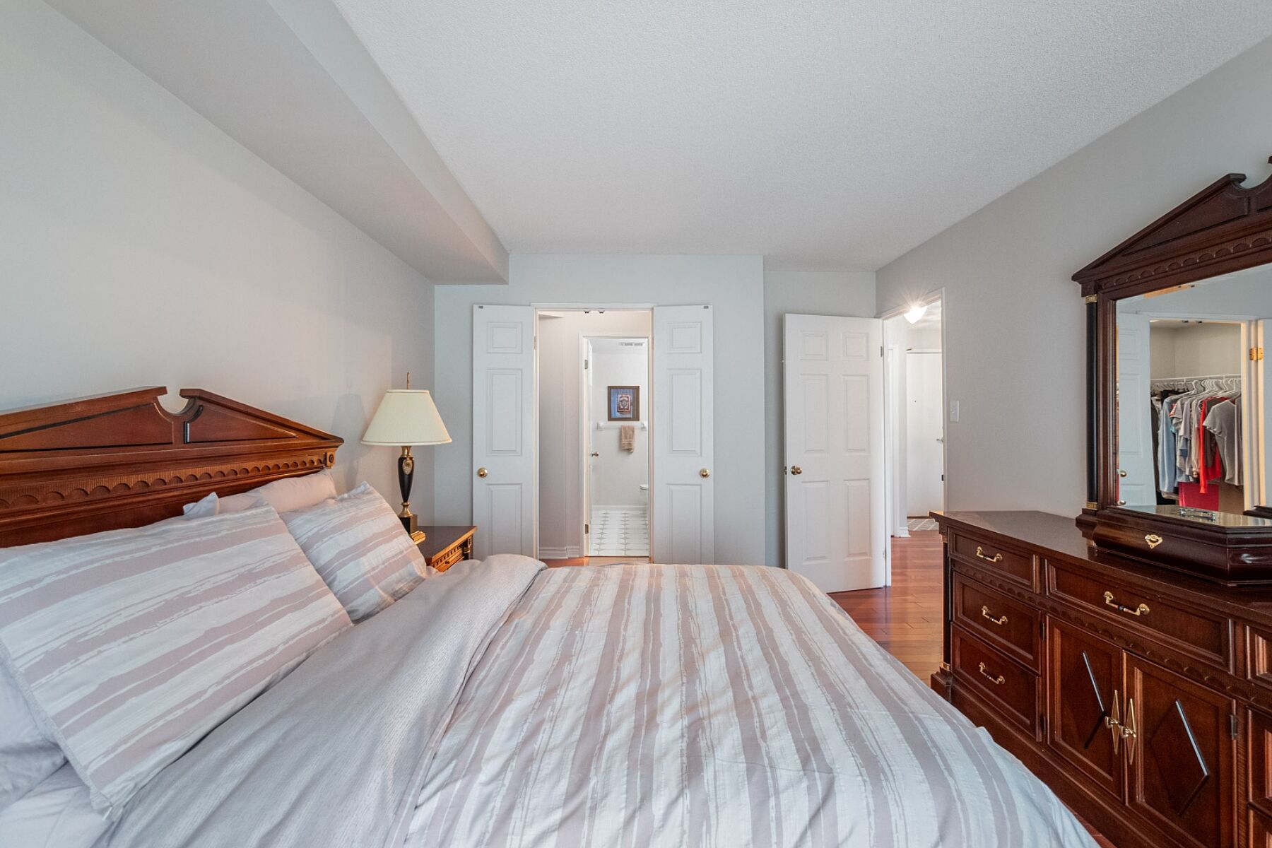 101 Subway Cres #311