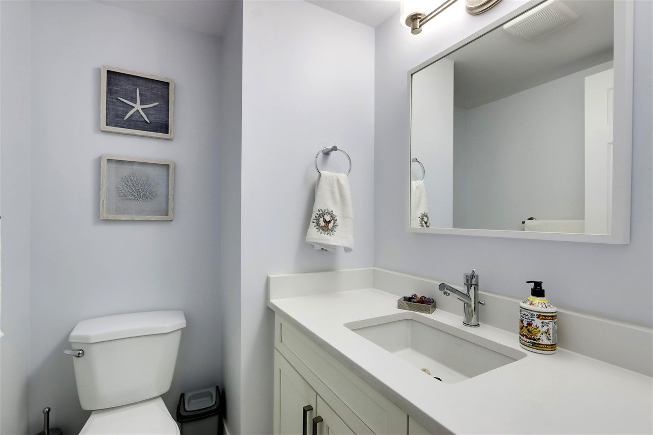 303-10160 Ryan Rd
