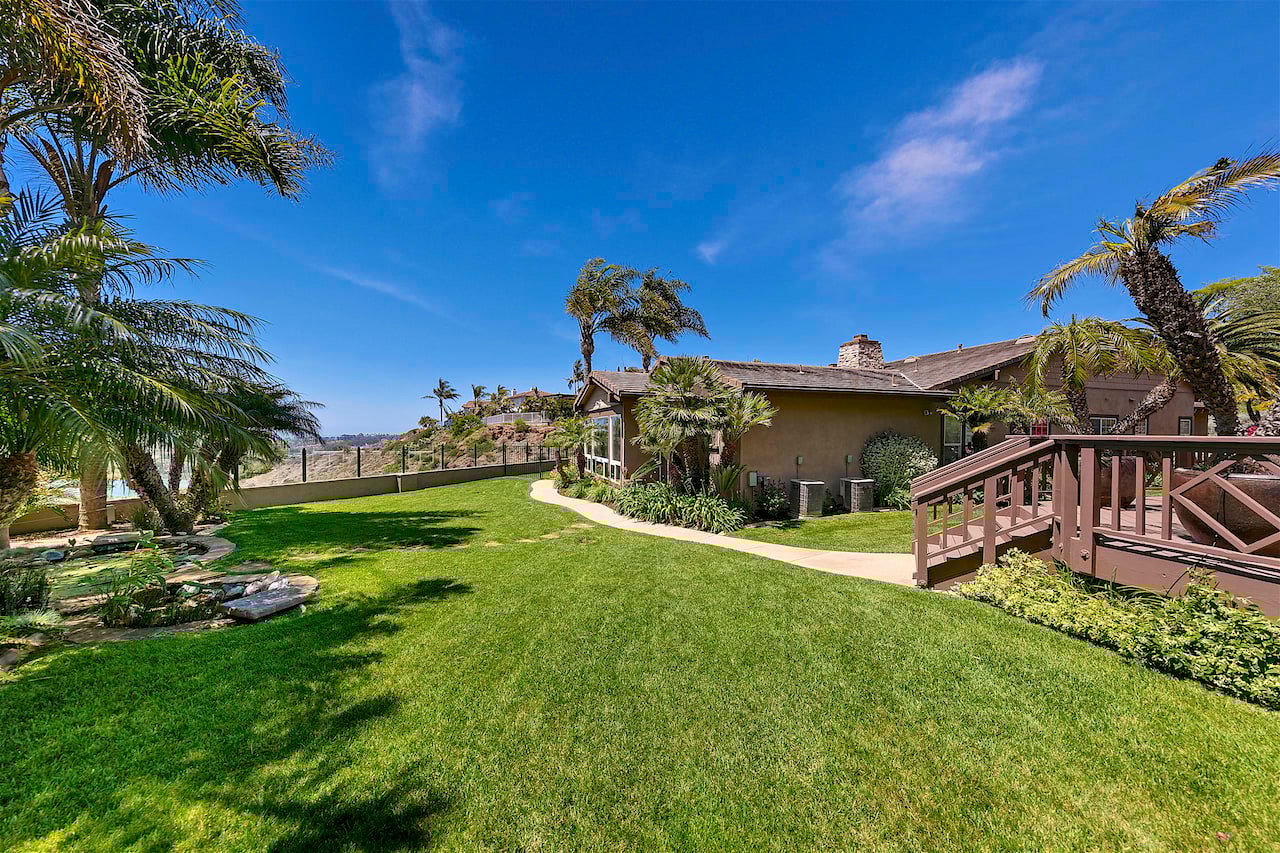 1710 Bella Laguna Court