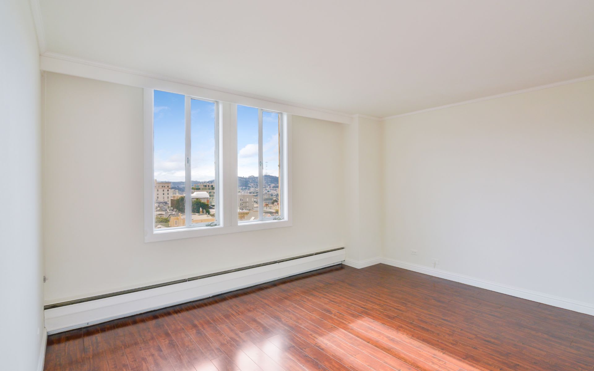 2200 Pacific Ave #10F