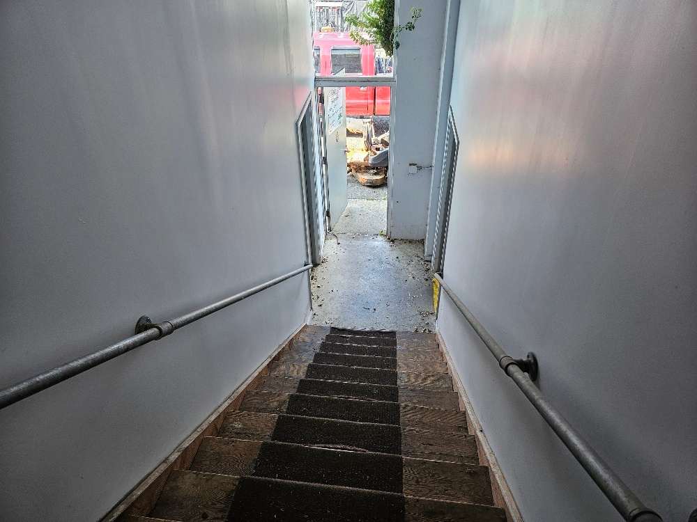 75 Windsor Ave