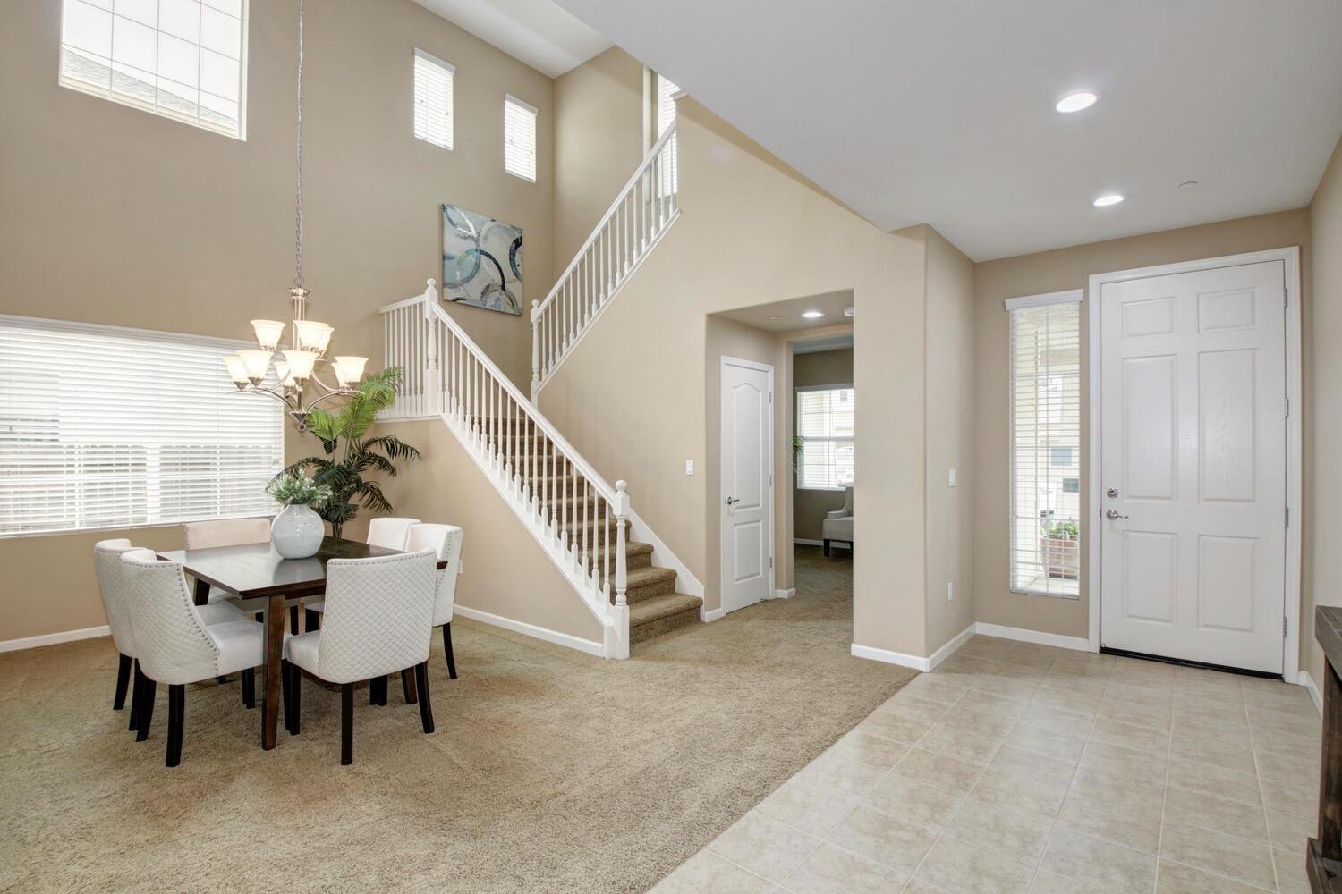 1342 Newton Dr