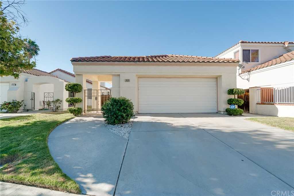 28528 Broadstone Way