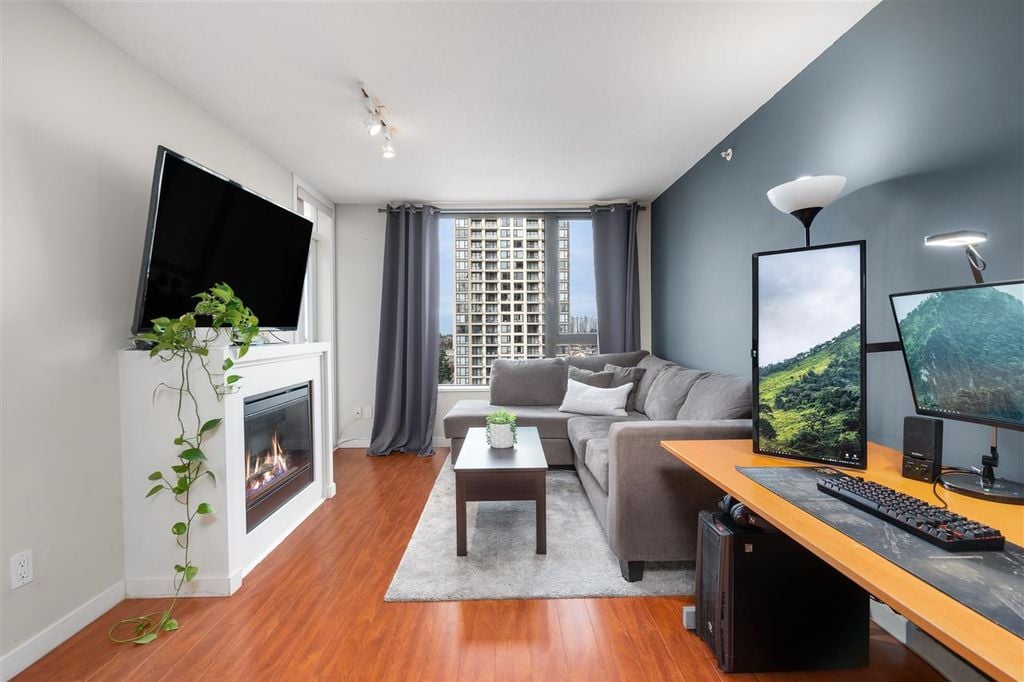 7063 Hall Ave, #1508