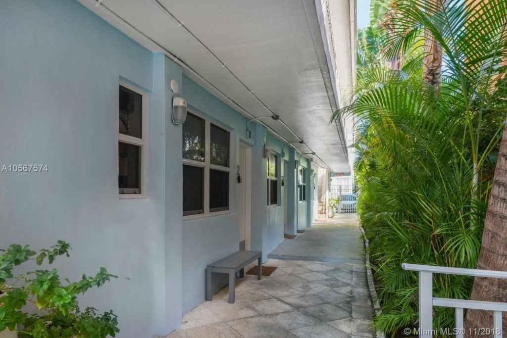12 Unit Miami Beach Mid-century Building Sells at 751 Meridian by Luca Migliore