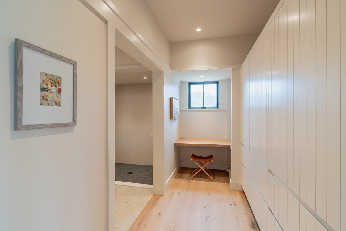 New Waterfront Estate With Pool + Guest House