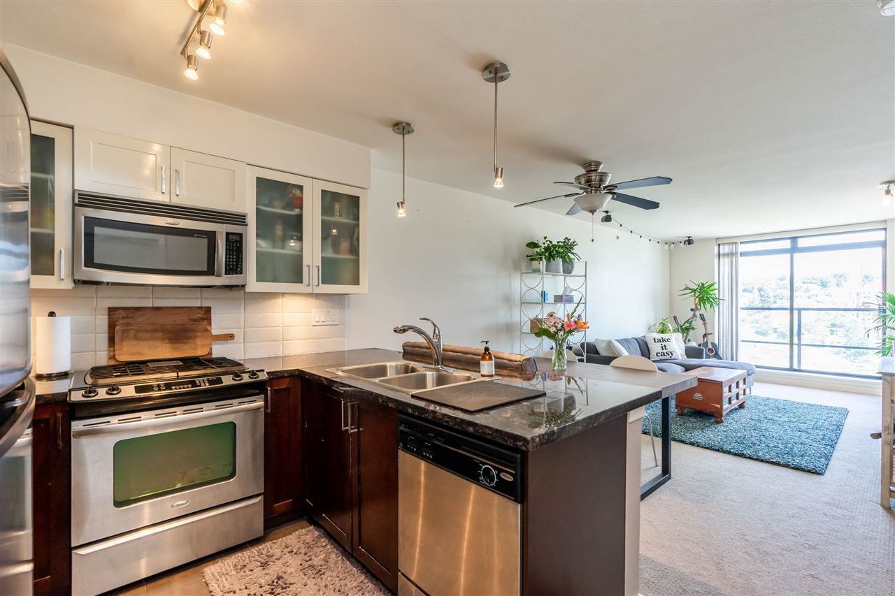 1508-1 Renaissance Square, New Westminster