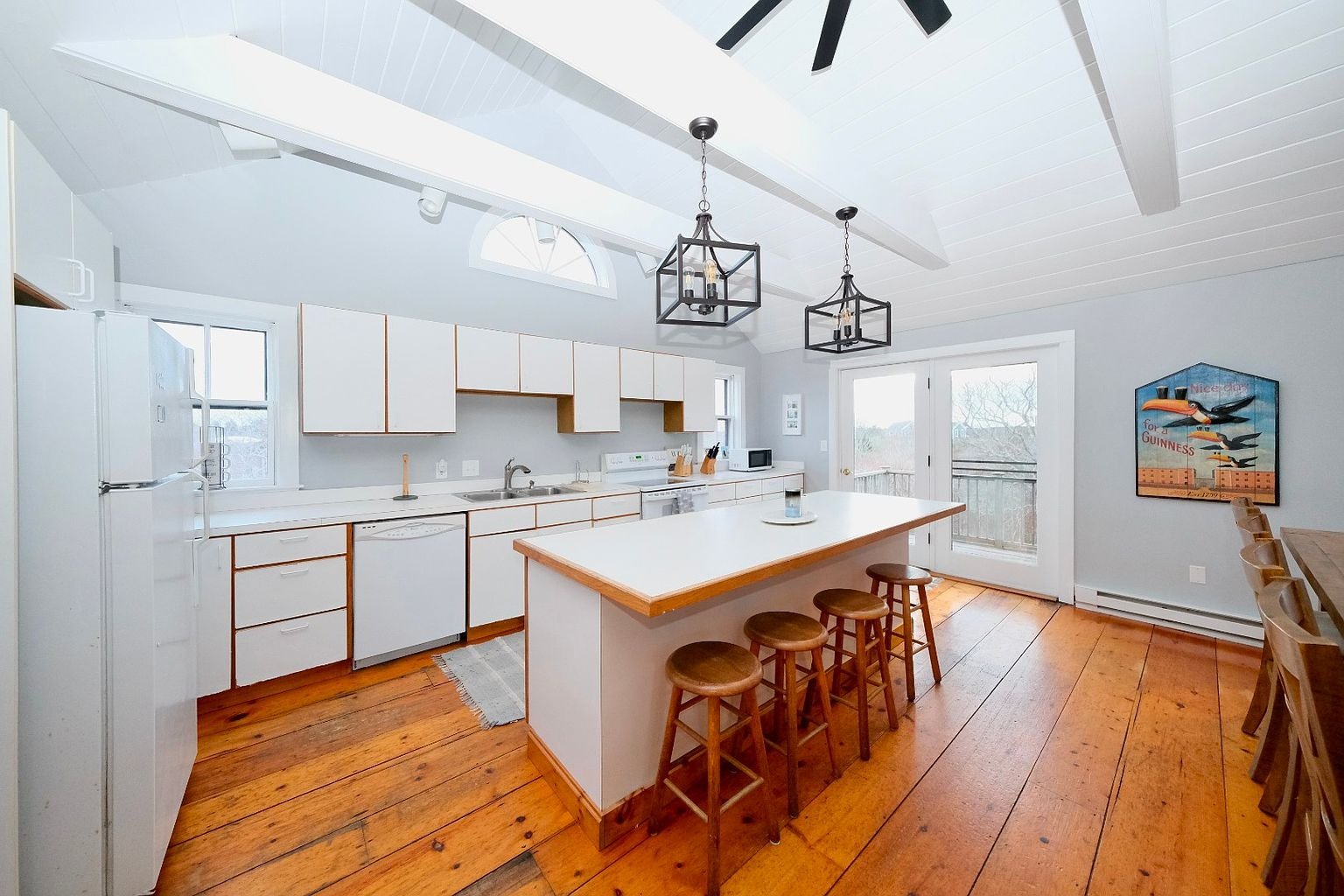 29 Long Pond Dr