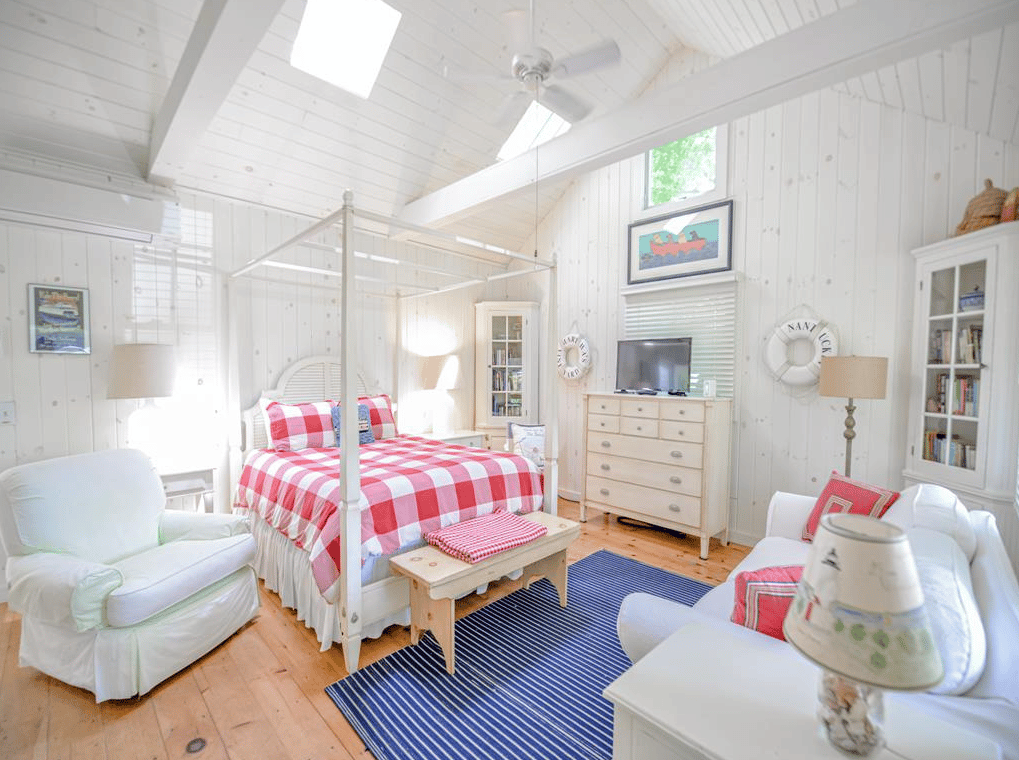 21 A Curtis Lane