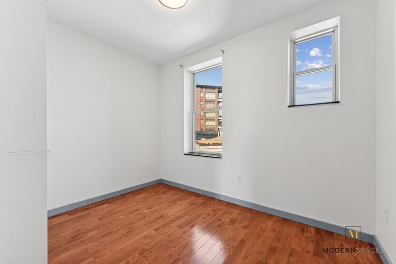 2-Bed/3-Bath Duplex (Conv 3-Bed)