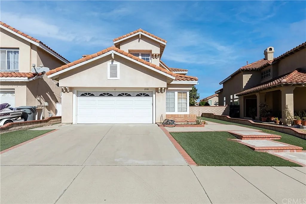 2338 Vista Moora Ave