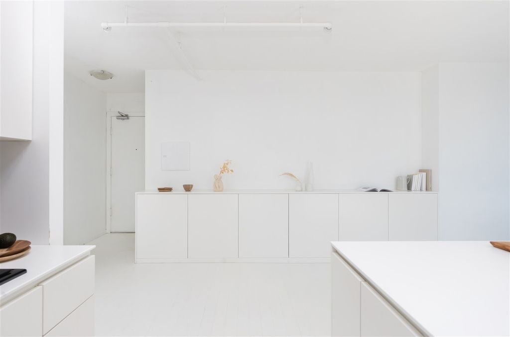 480 Robson St, #1405