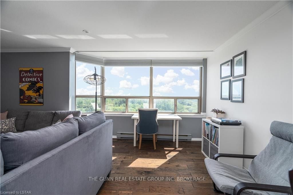 45 Pond Mills Rd 806