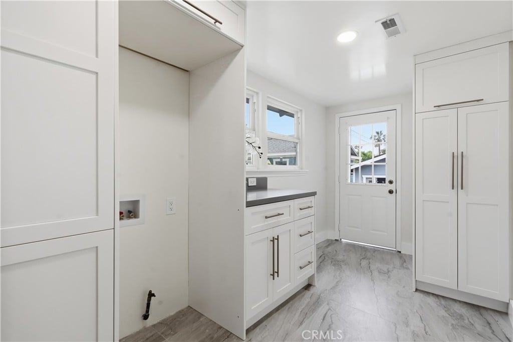 349 N Glendora Ave, Glendora