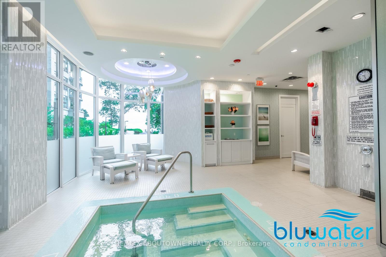 3500 Lakeshore Road W 205