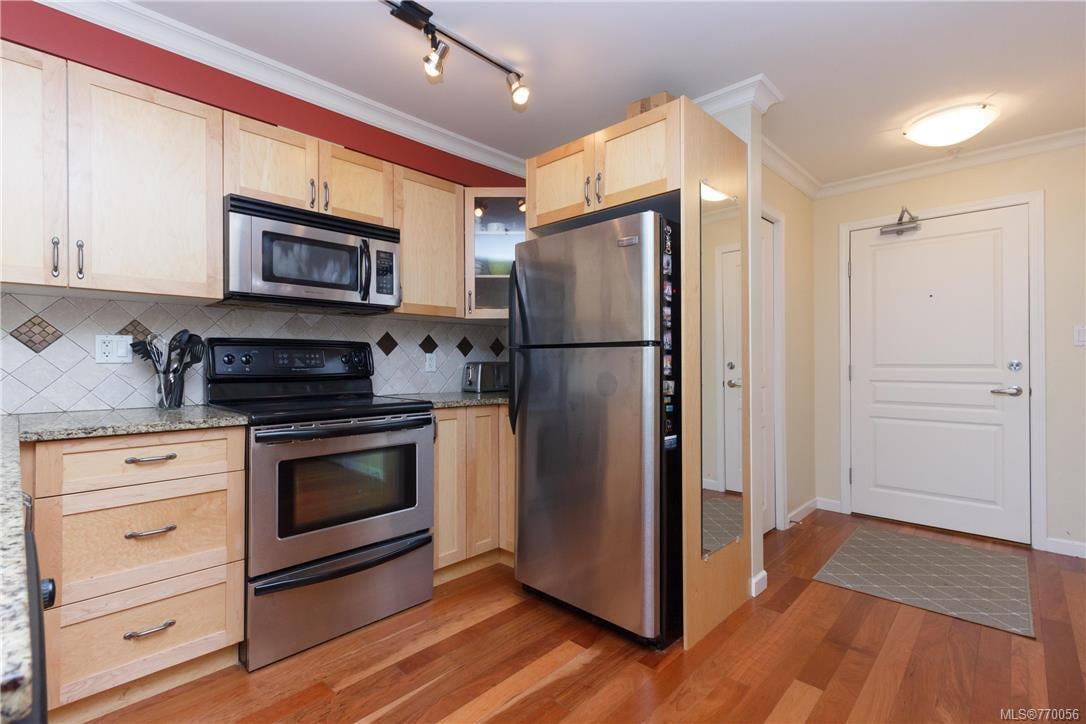 103-1514 Church Ave