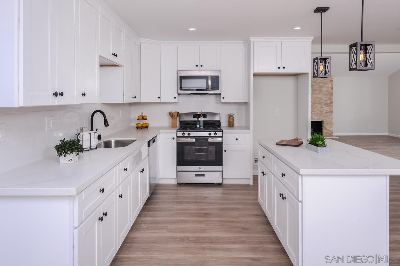 Mira Mesa Home