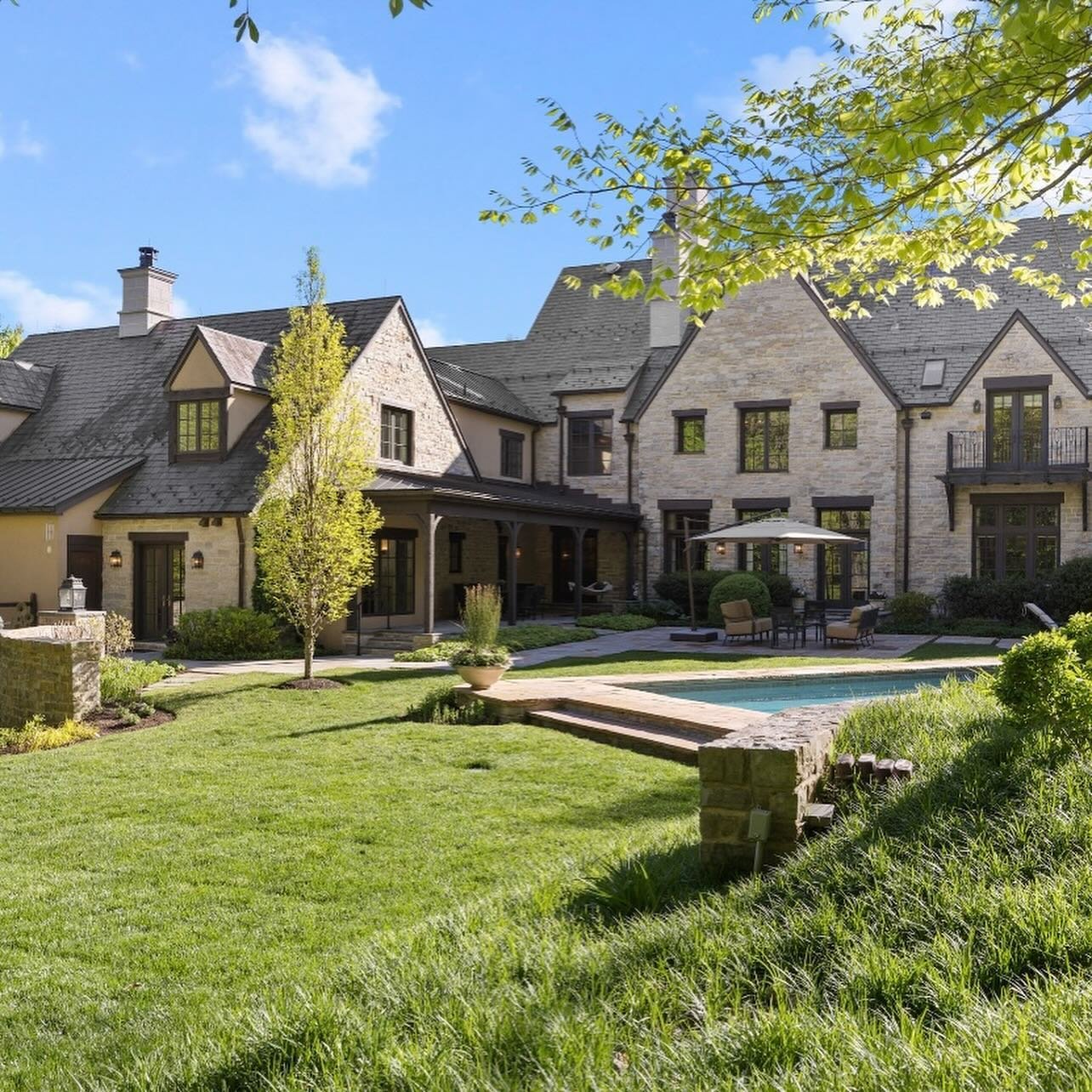 9 Saddlebrook Lane