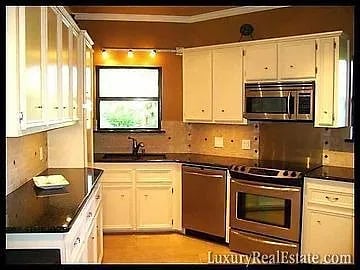 2401 Big Horn Dr