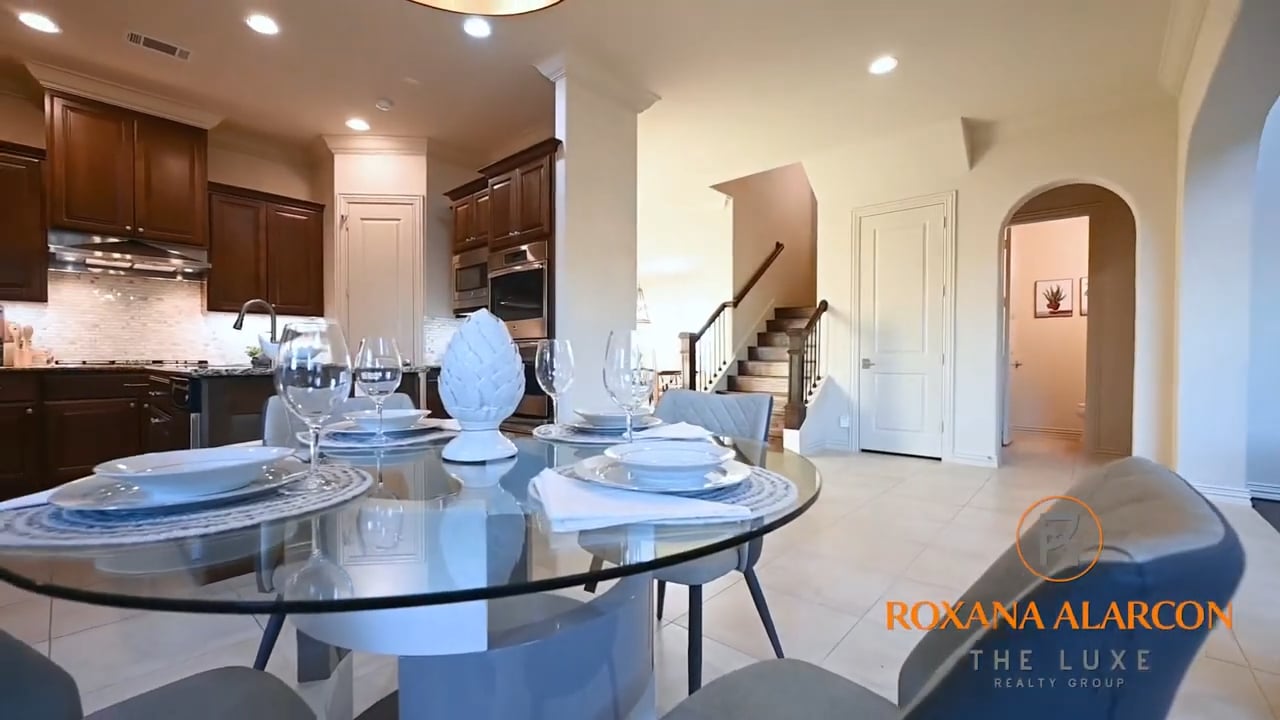 Modern transitional home at the heart of the Energy Corridor