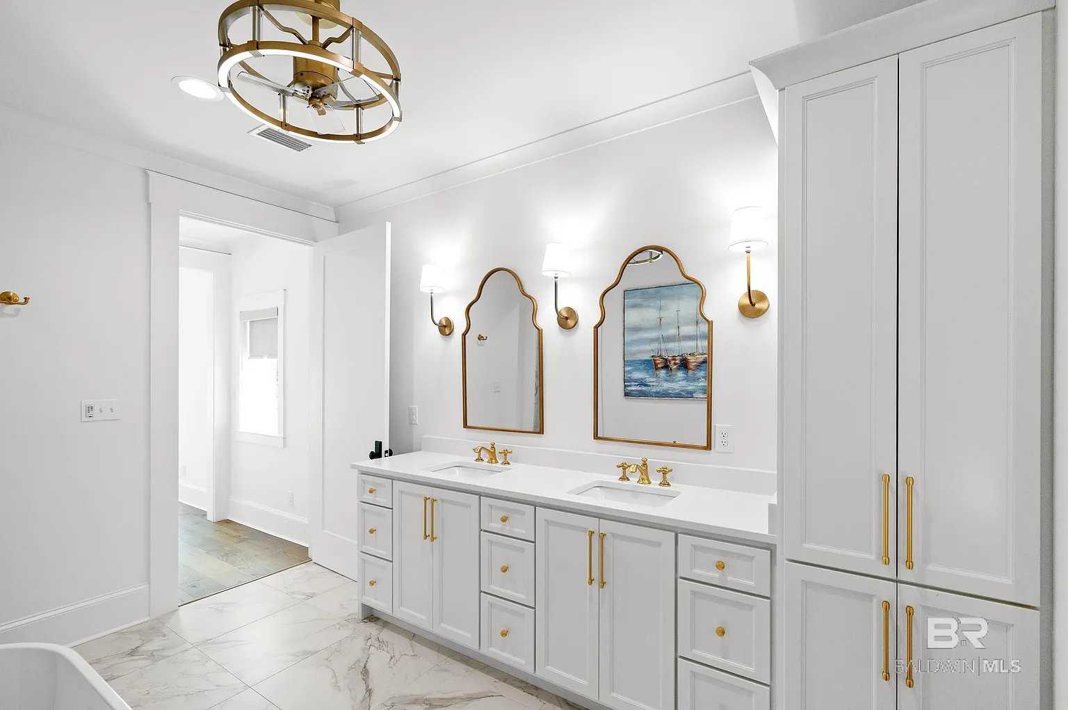 902 Inlet Cir