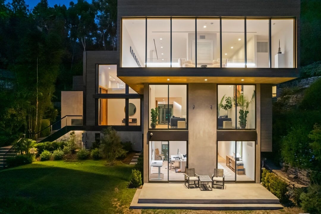 Luxe Oasis