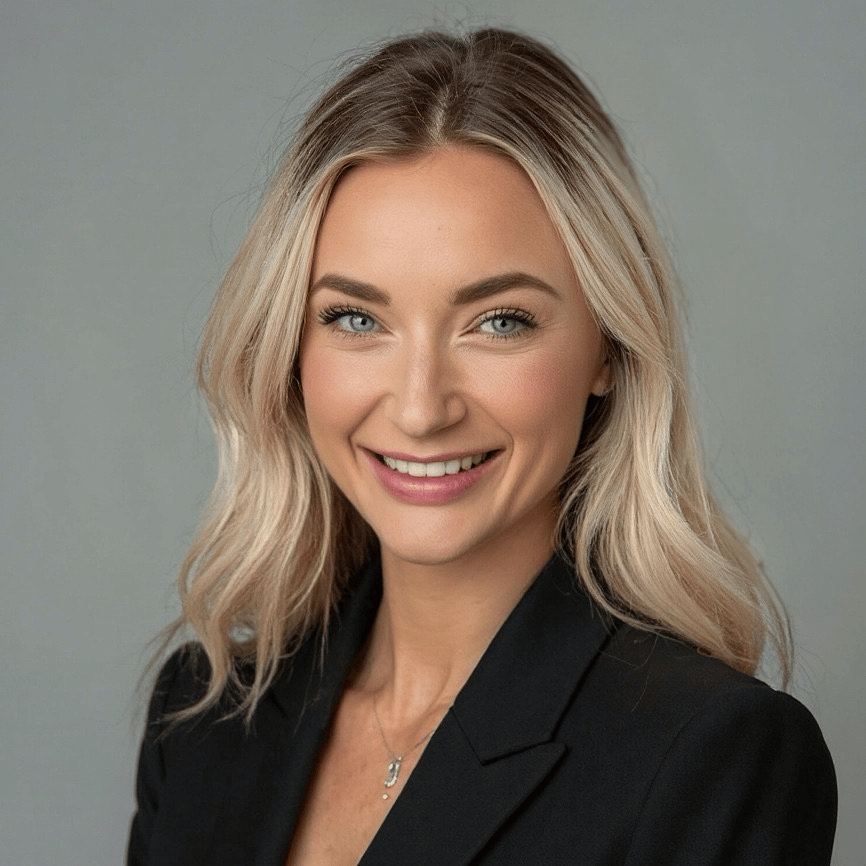  Lauren Greaves