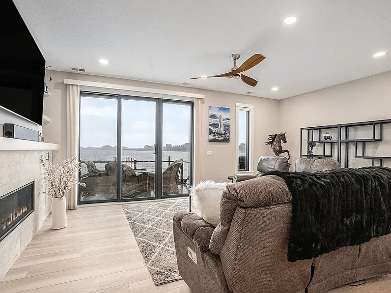 266 Viridian Shores Dr