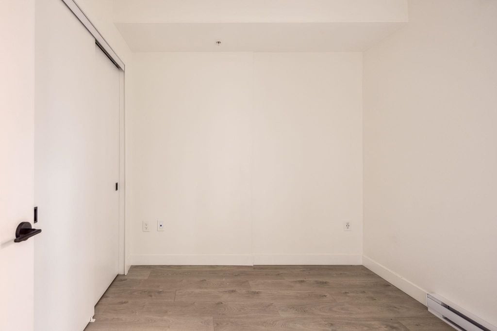 322 E 15th Ave, #212