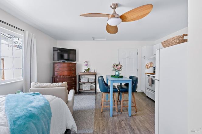 2387 Yajome St