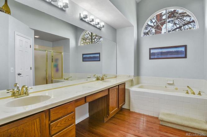 2710 W Riverwalk Cir #B