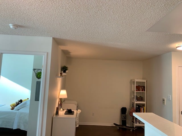 23 Lorraine Drive E 817, Toronto, ON 