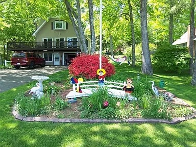 302 Beaver Lake Rd