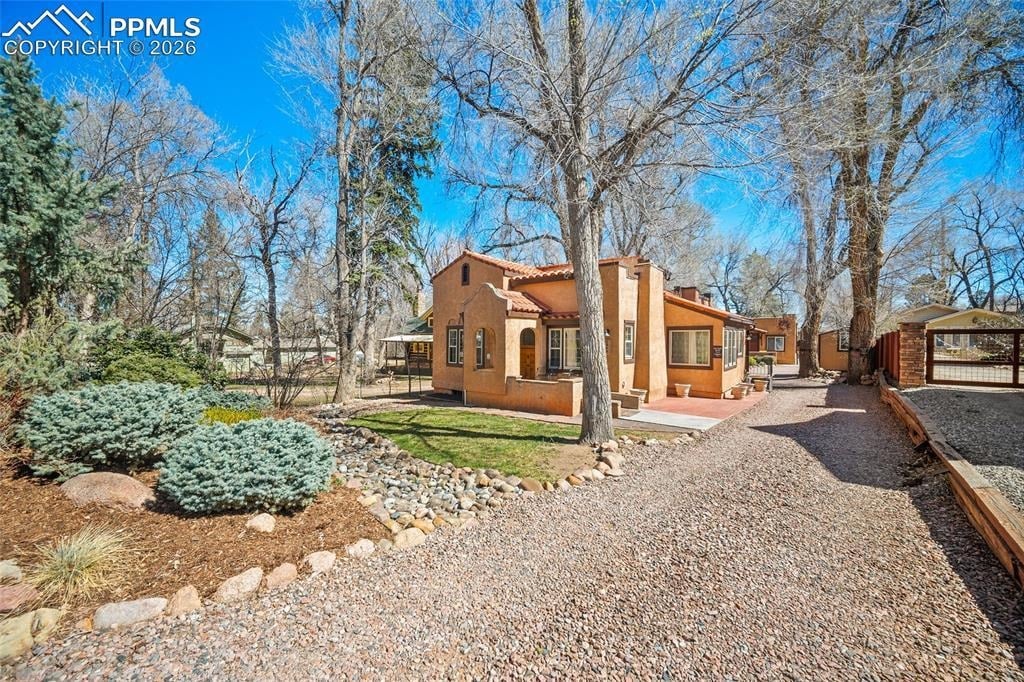 1929 Woodburn Street