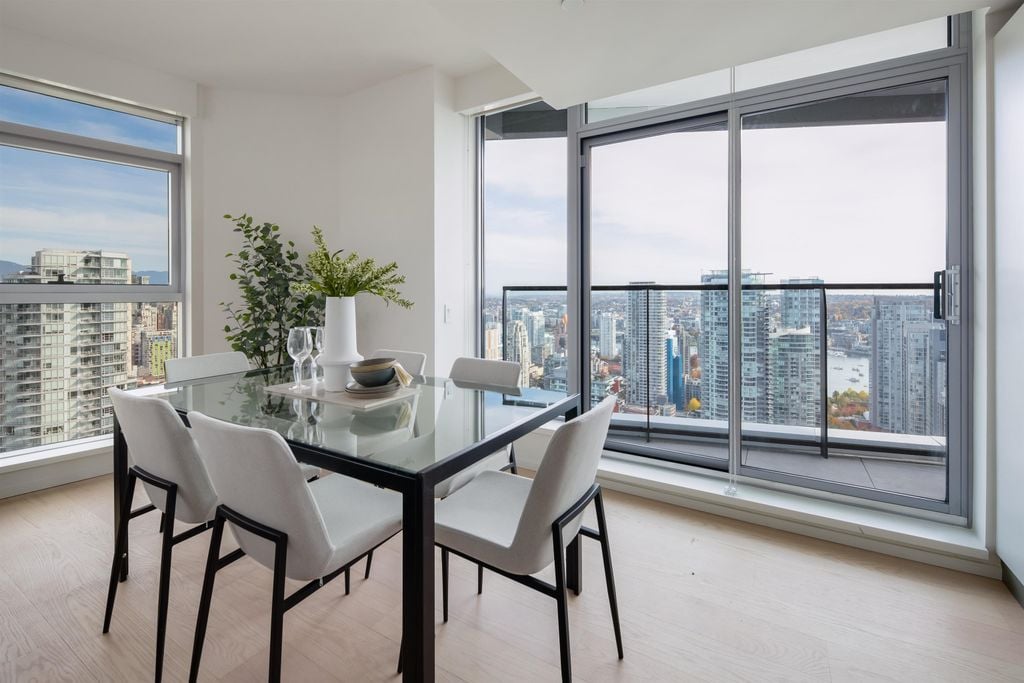 889 Pacific St, #3304