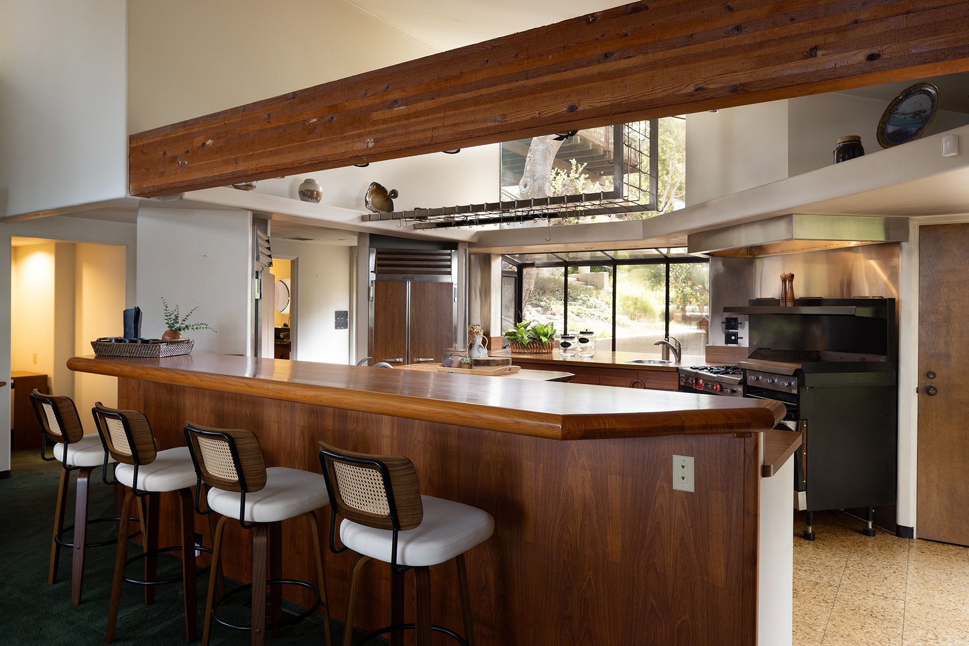Carmel Bayview Retreat - 571 Viejo Rd